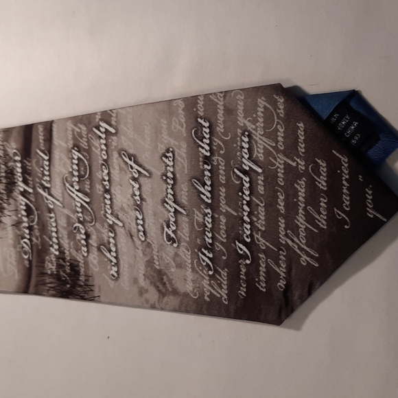 Footprints Christian Larsons Men's Neck Tie - Picture 1 of 7